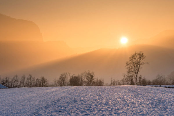 toucca kids - 5 reasons to protect child's eye from winter sun